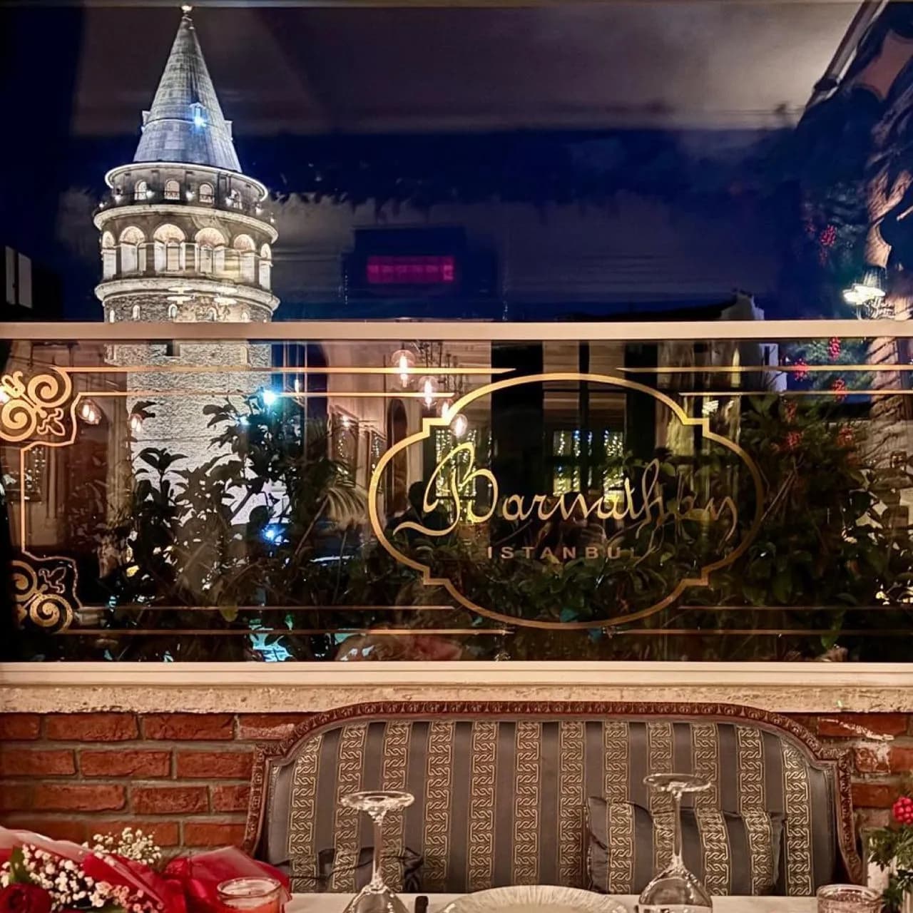 Barnathan Garden tarihi bahçe atmosferi